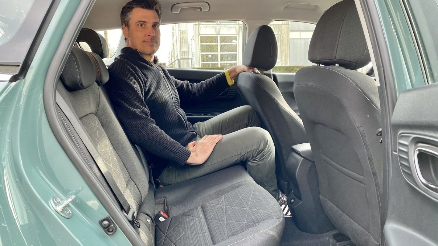 In der zweiten Reihe bietet der Bayon viel Raum.