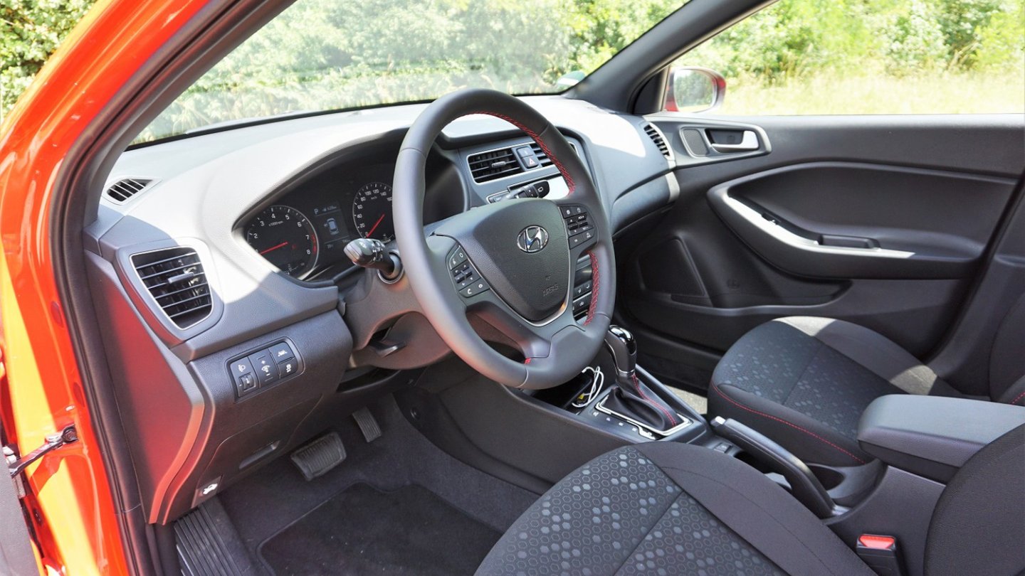 Das Cockpit wurde mit dem Facelift nicht geändert.