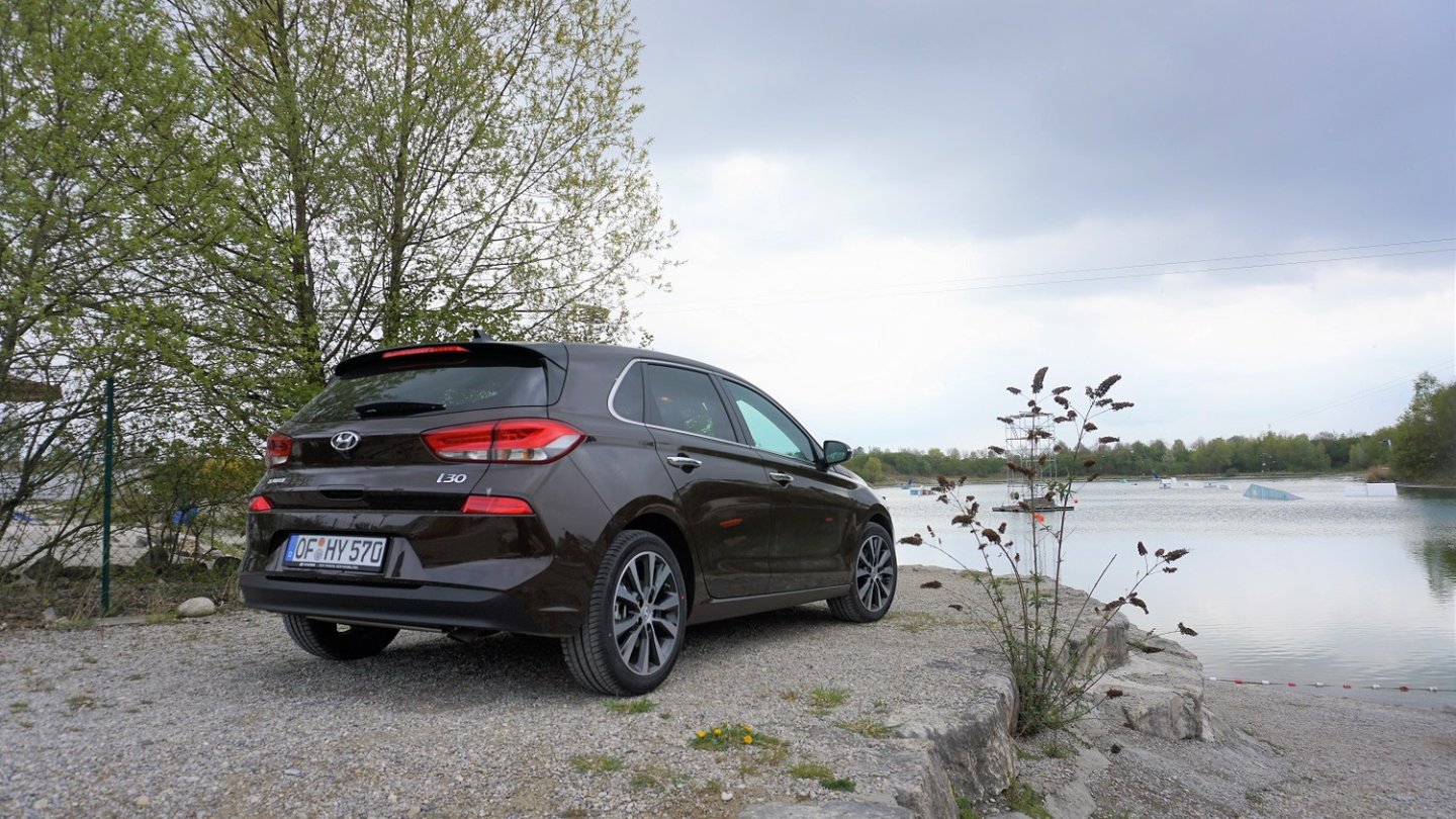 Eine ruhige Hand bewiesen die Designer auch am Heck.