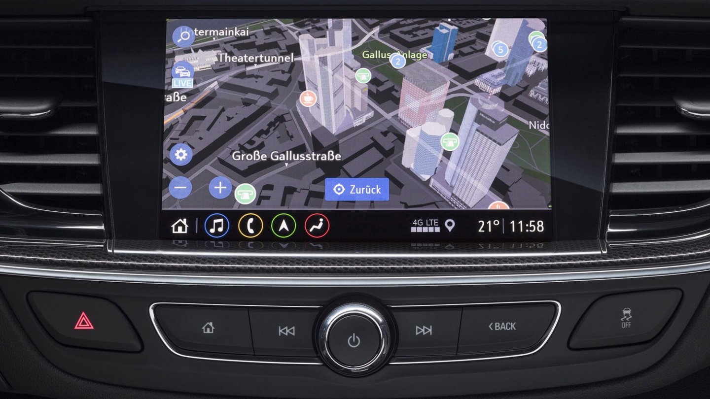 Multimedia Navi Pro mit 3D-Kartendarstellung.