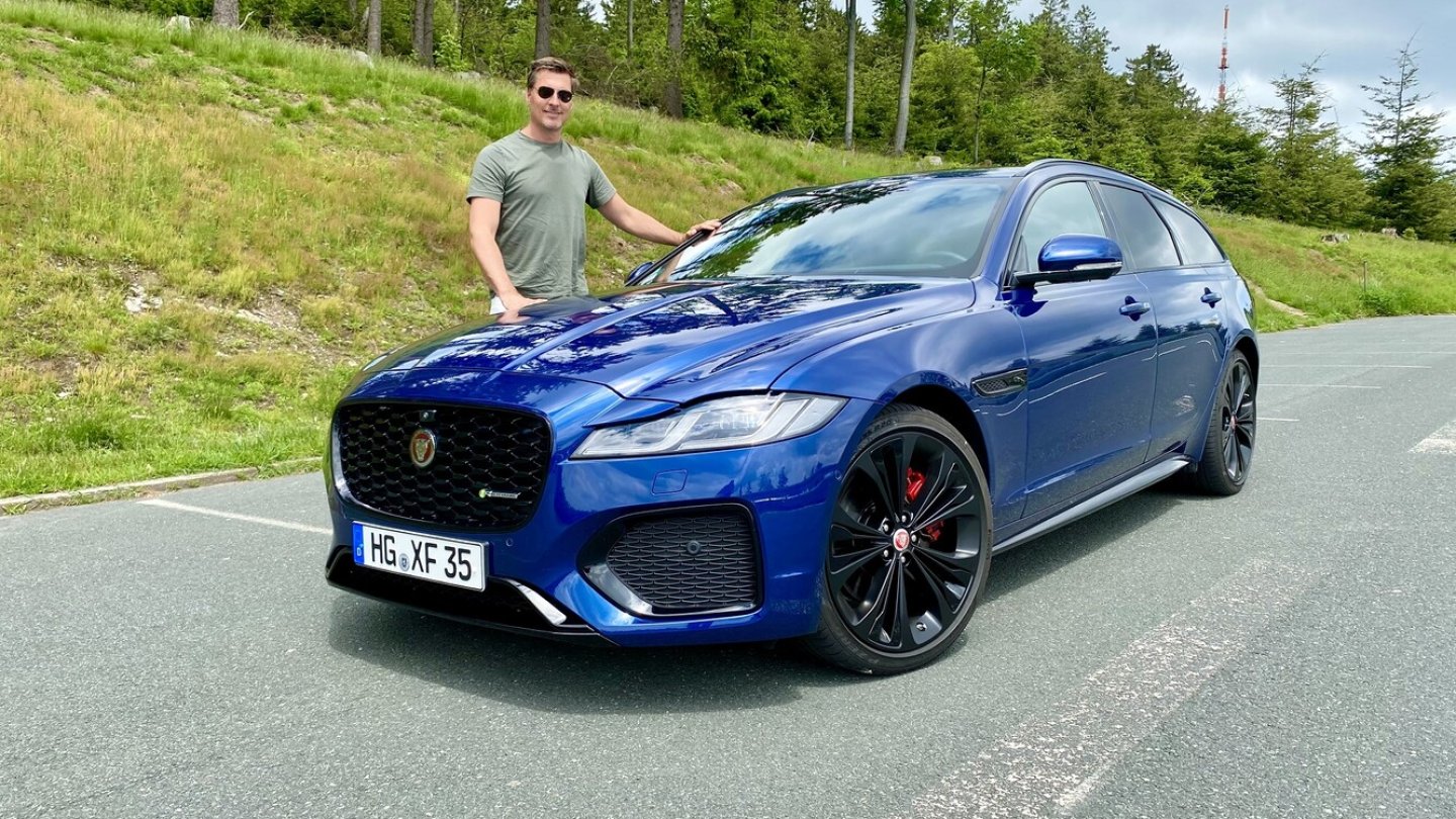 Den Jaguar XF gibt es als Diesel und Benziner immer mit vier Zylindern.