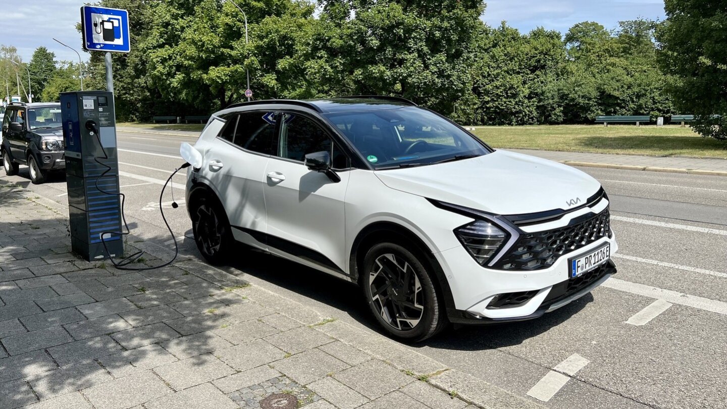 Erster Kandidat im neuen Format des Dreimonats-Tests war der Kia Sportage Plug-in Hybrid.