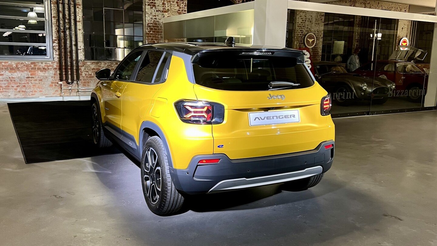 Zum Start gibt es den Jeep Avenge als Sondermodell. Die Auslieferungen starten im April 2023.