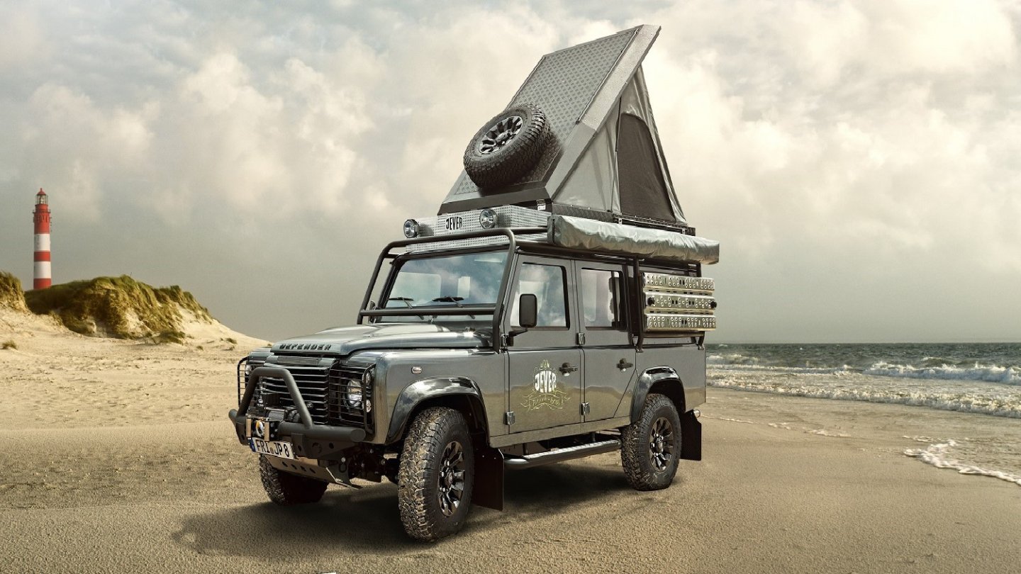 Der Jever Defender ist ein echtes Unikat. Nutze Deine Chance auf dieses einzigartige Auto!