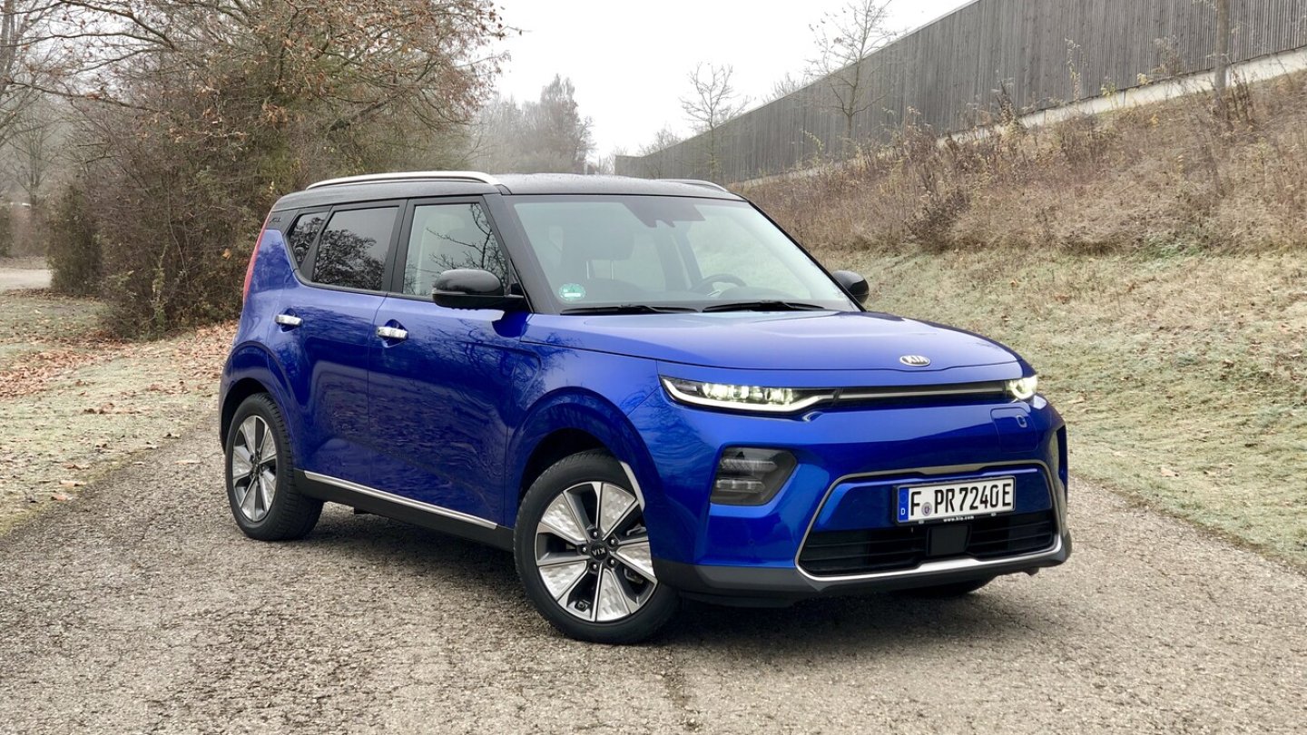 LED-Scheinwerfer haben alle Kia e-Soul serienmäßig.