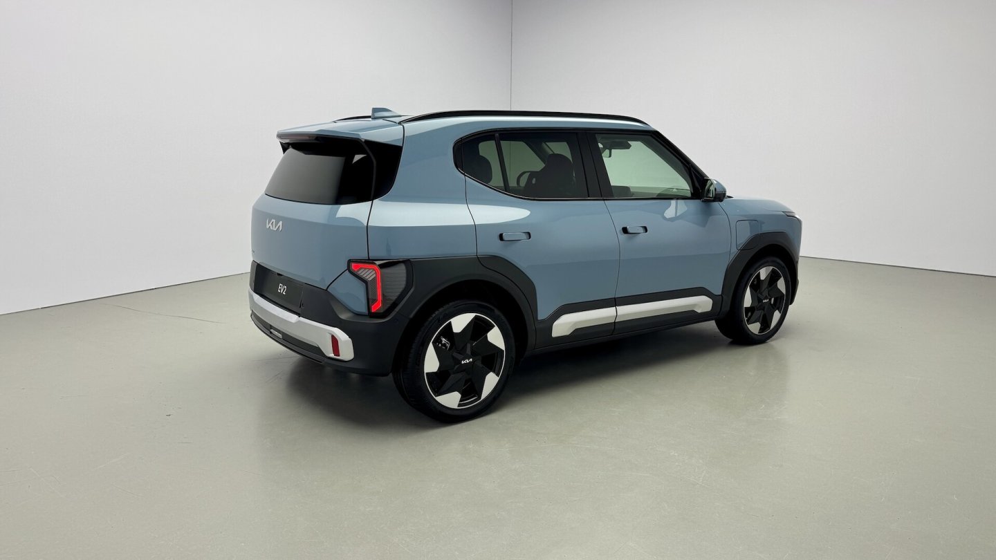 Hier ist der Kia EV2 ohne GT-Line-Ausstattung zu sehen.