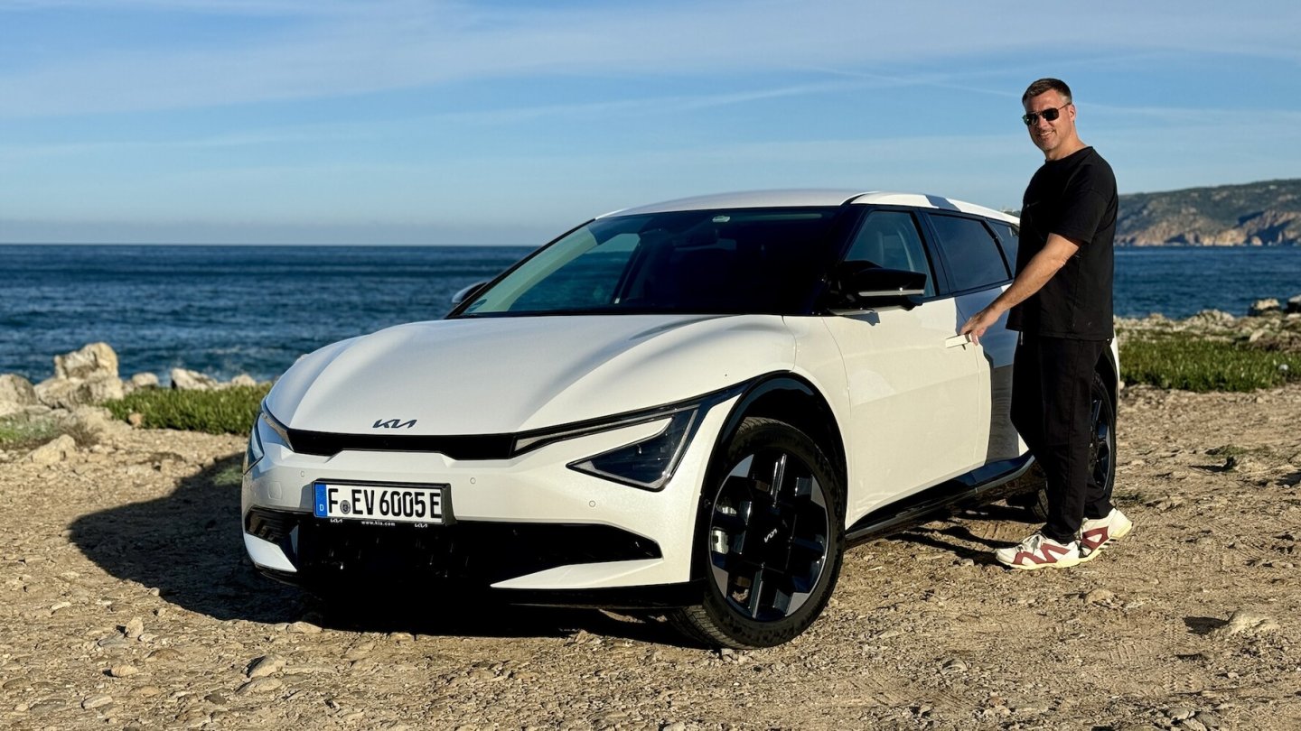 Start zur Testfahrt im überarbeiteten Kia EV6.