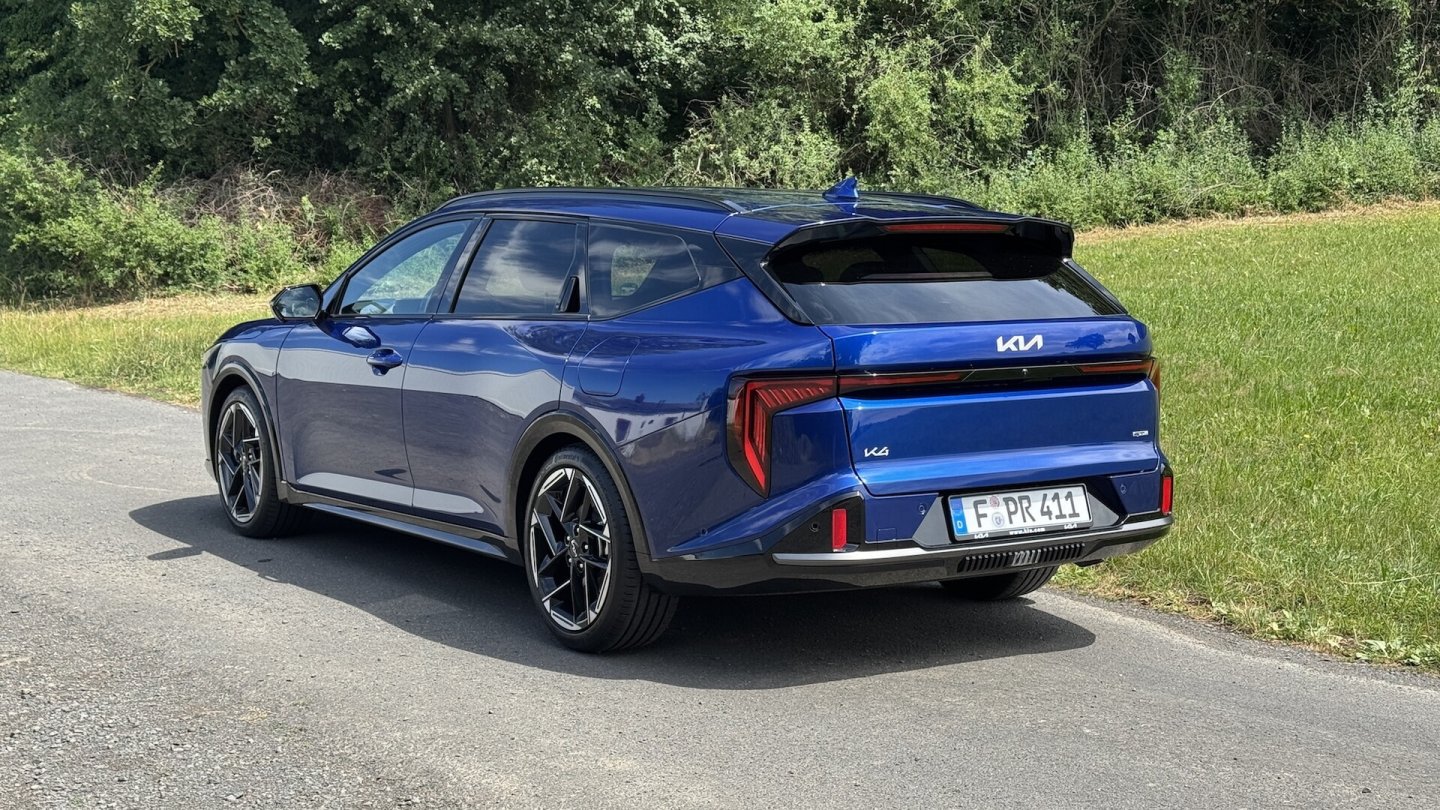 Kia K4 Sportswagon