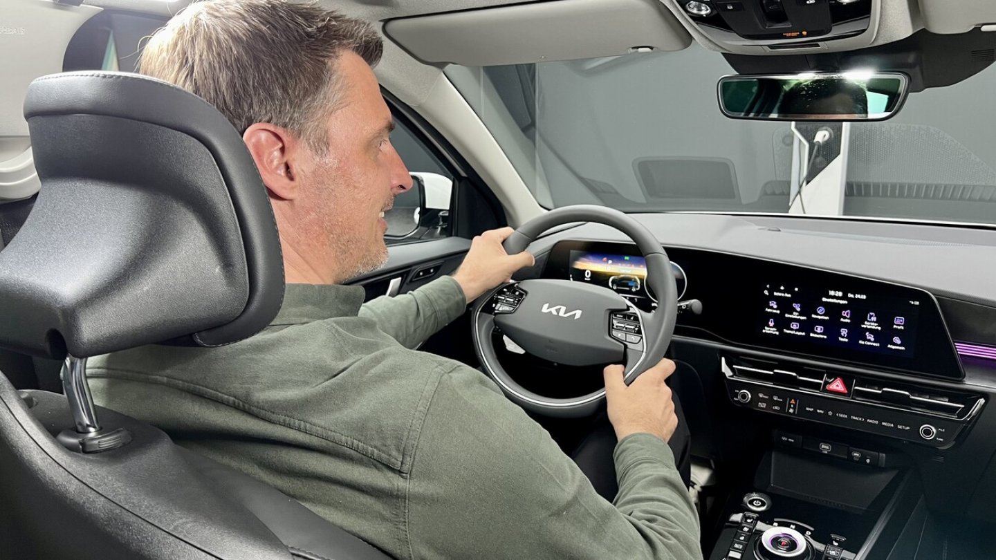 Der neue Kia Niro hat ein Cockpit im Stil von Sportage und EV6.