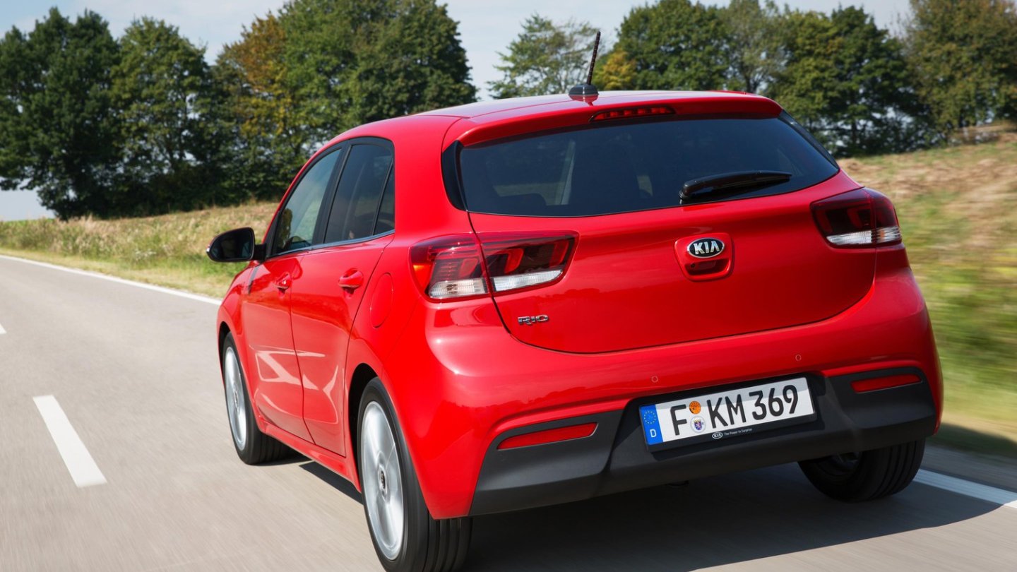 Grüßt beim Knick in der Heckklappe nicht leiser der Opel Astra?