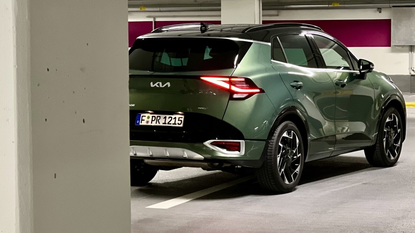 Der Kia Sportage GT-Line steht auf 19-Zoll-Felgen.