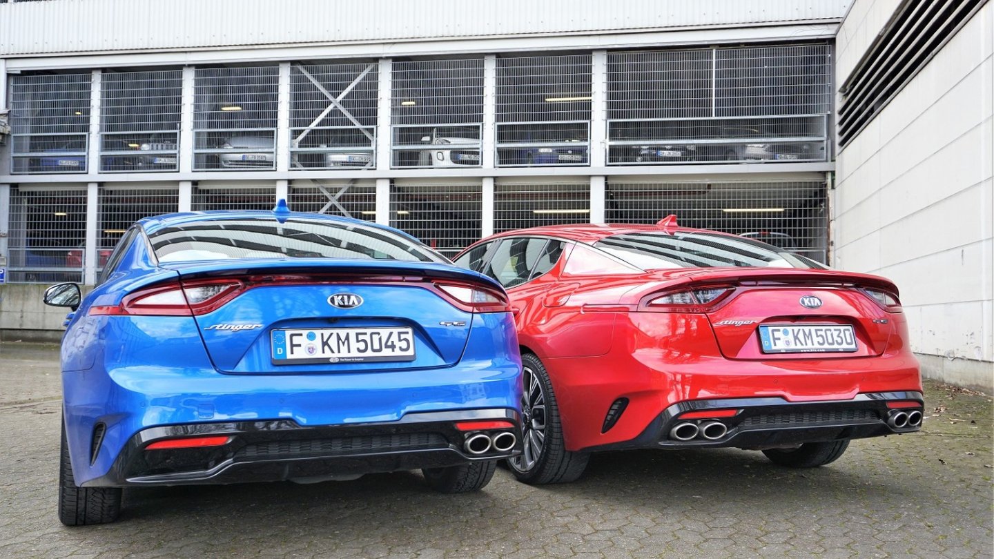 Der Benziner trägt vier, der Stinger CRDI zwei Endrohre am Heck.