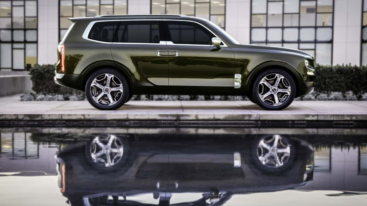 Der Kia Telluride im Profil: Der Volvo XC90 lässt grüßen.