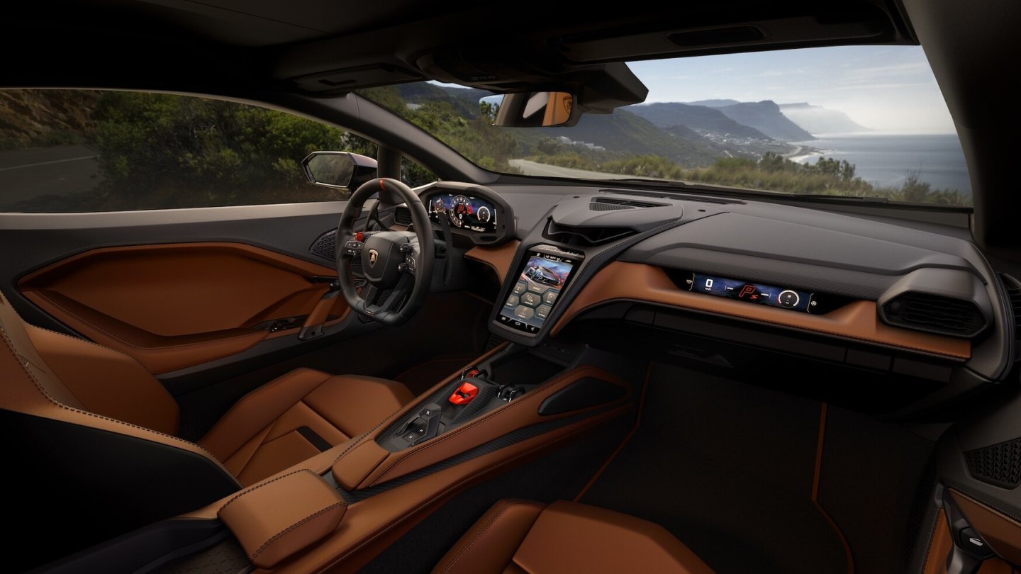 Das Cockpit des neuen Lamborghini Temerario mit bis zu drei Displays.