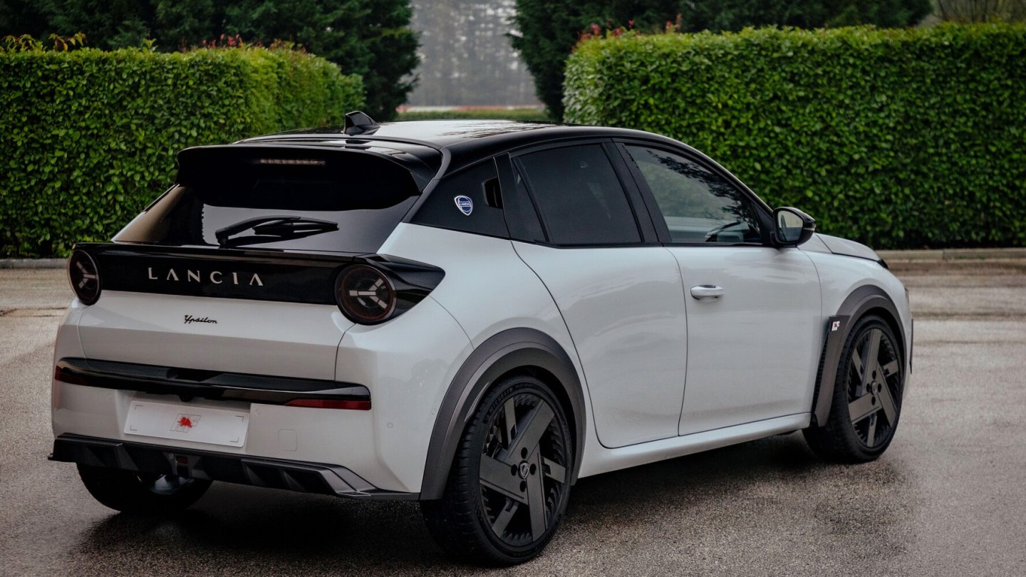 Der Lancia Ypsilon kommt 2025 zu uns.
