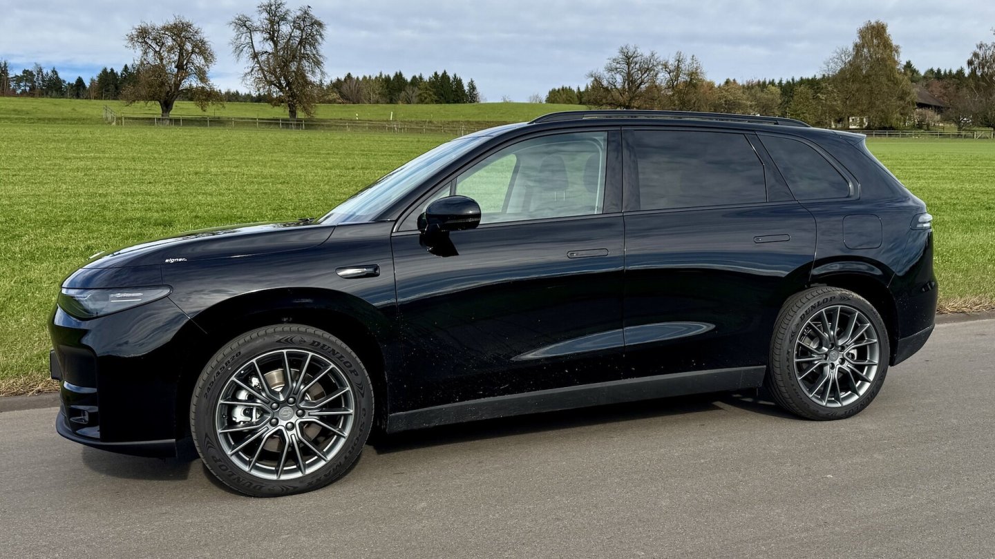 Der Leapmotor C10 ist 4,74 Meter lang - also alles andere als ein kleines Auto.