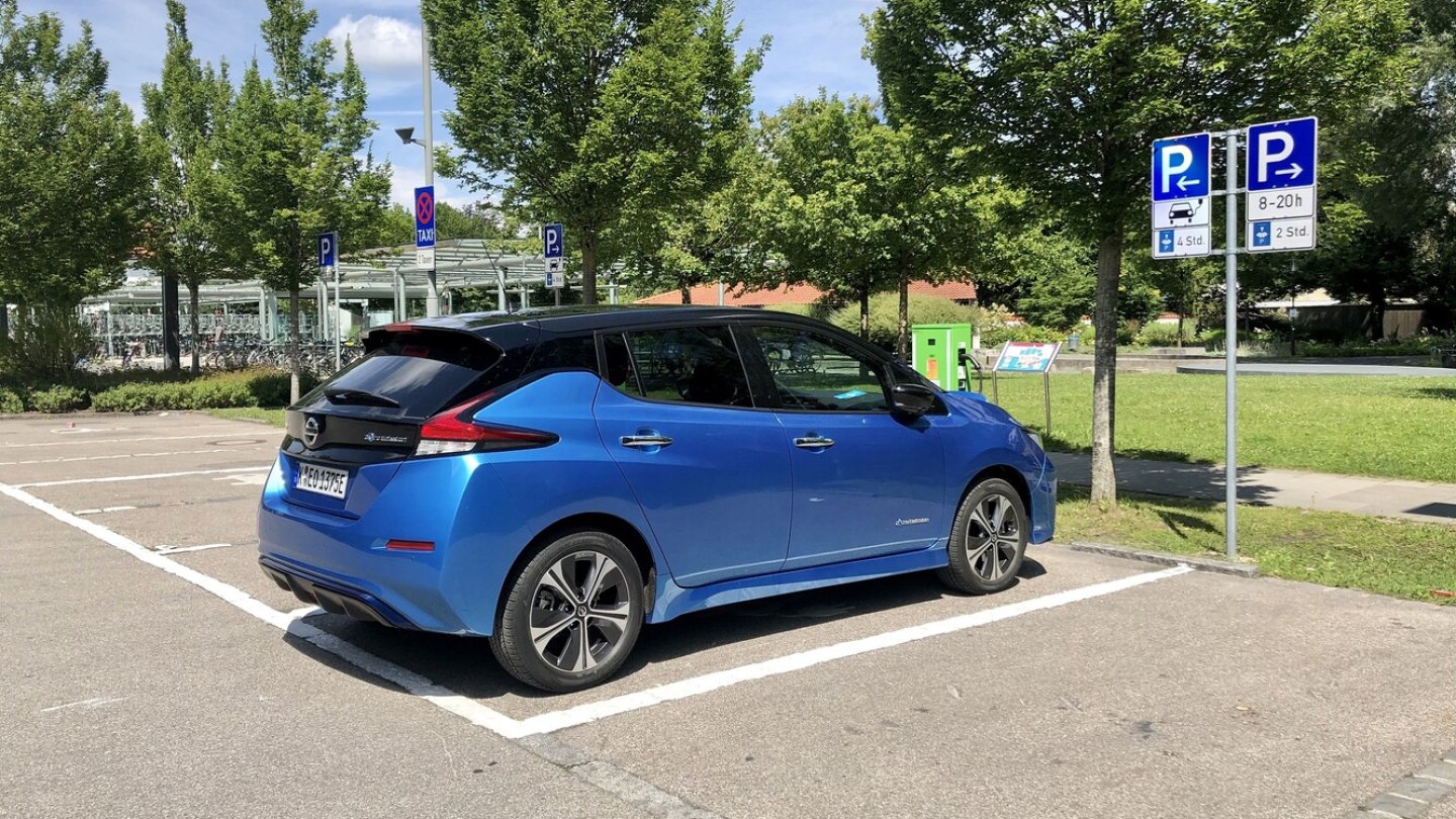 Lieferzeiten von Elektroautos