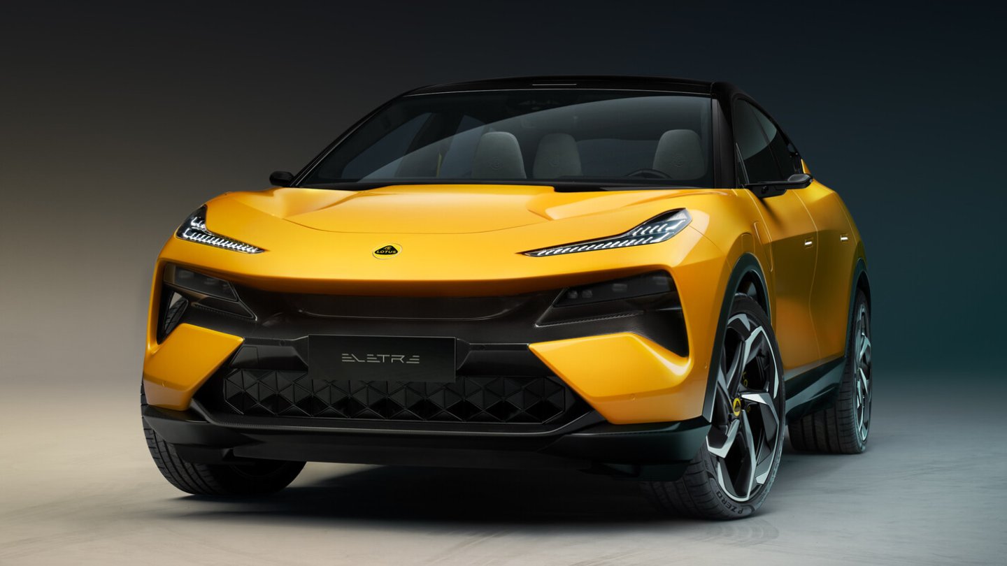 Matrix-LED-Scheinwerfer sind wohl serienmäßig.