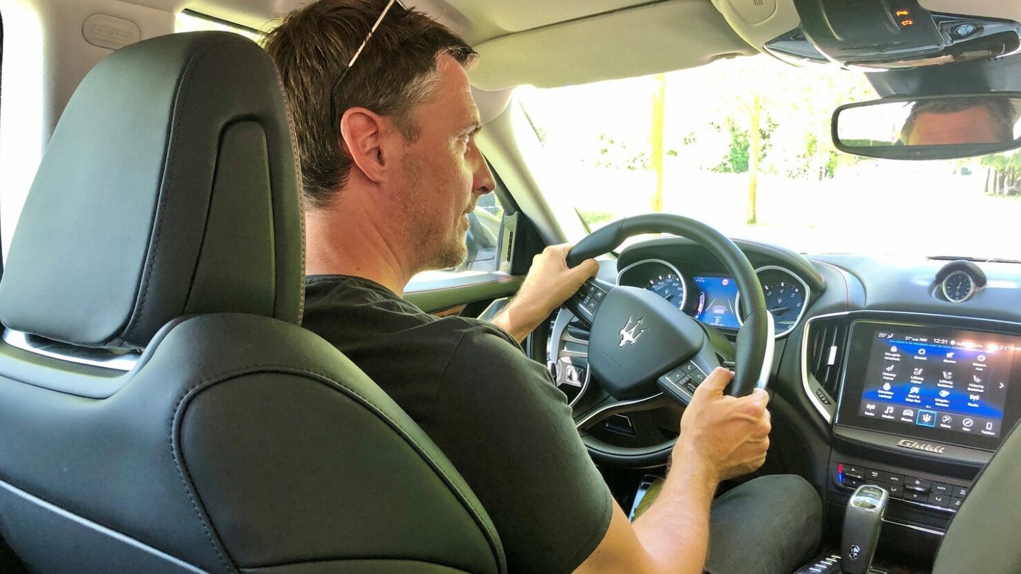 Motor und Fahrwerk zeigen italienische Liebe zur Maschinenbaukunst.