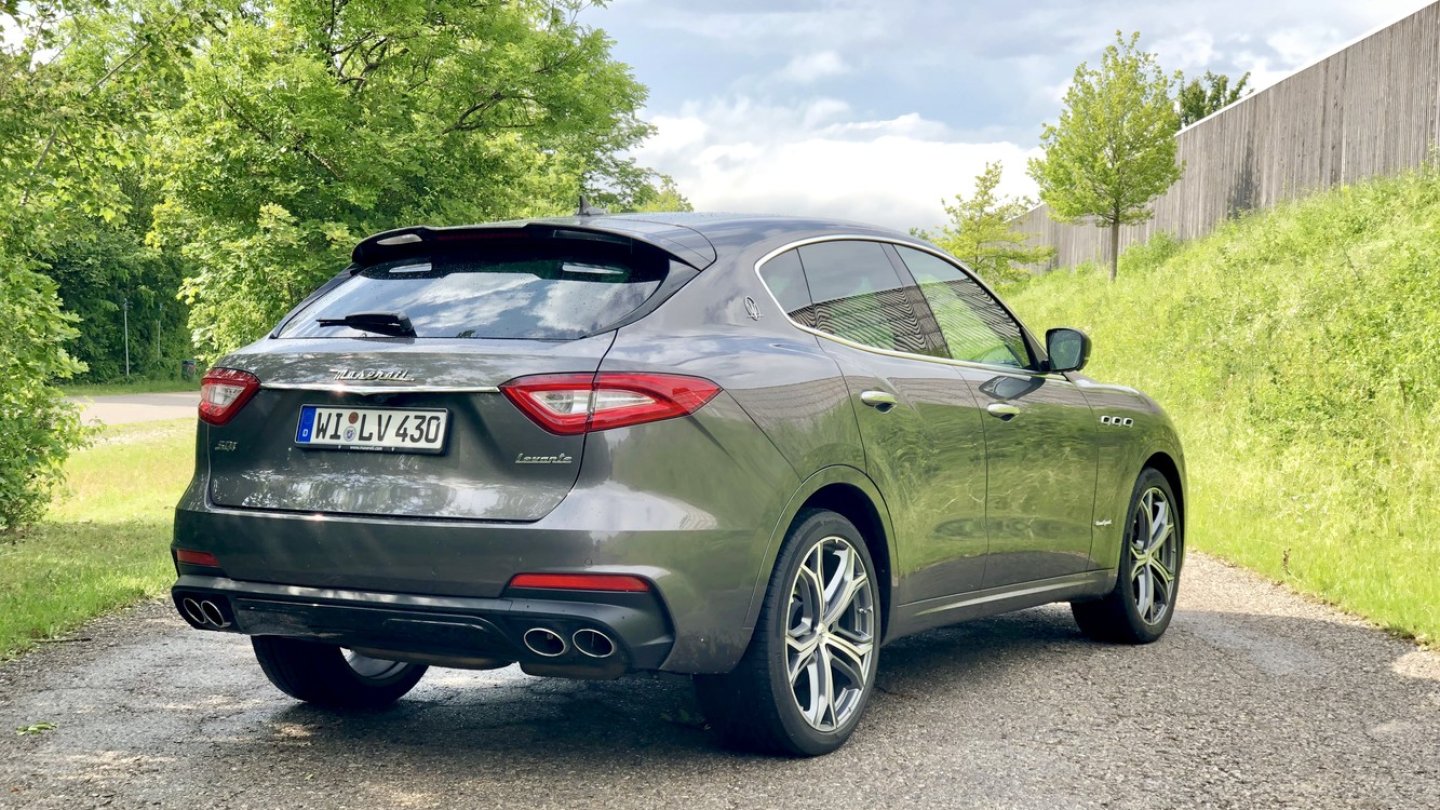 Das Heck ist wohl die Schokoladenseite des Maserati Levante.