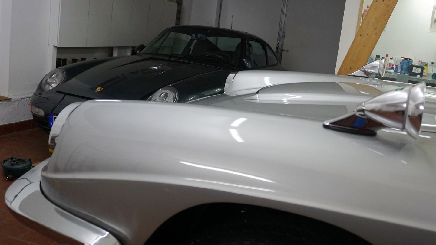 Heute sind sie bei VW stolz auf ihre Falzen. Maserati dengelte das schon 1964 in Stahlblech und Aluminium.