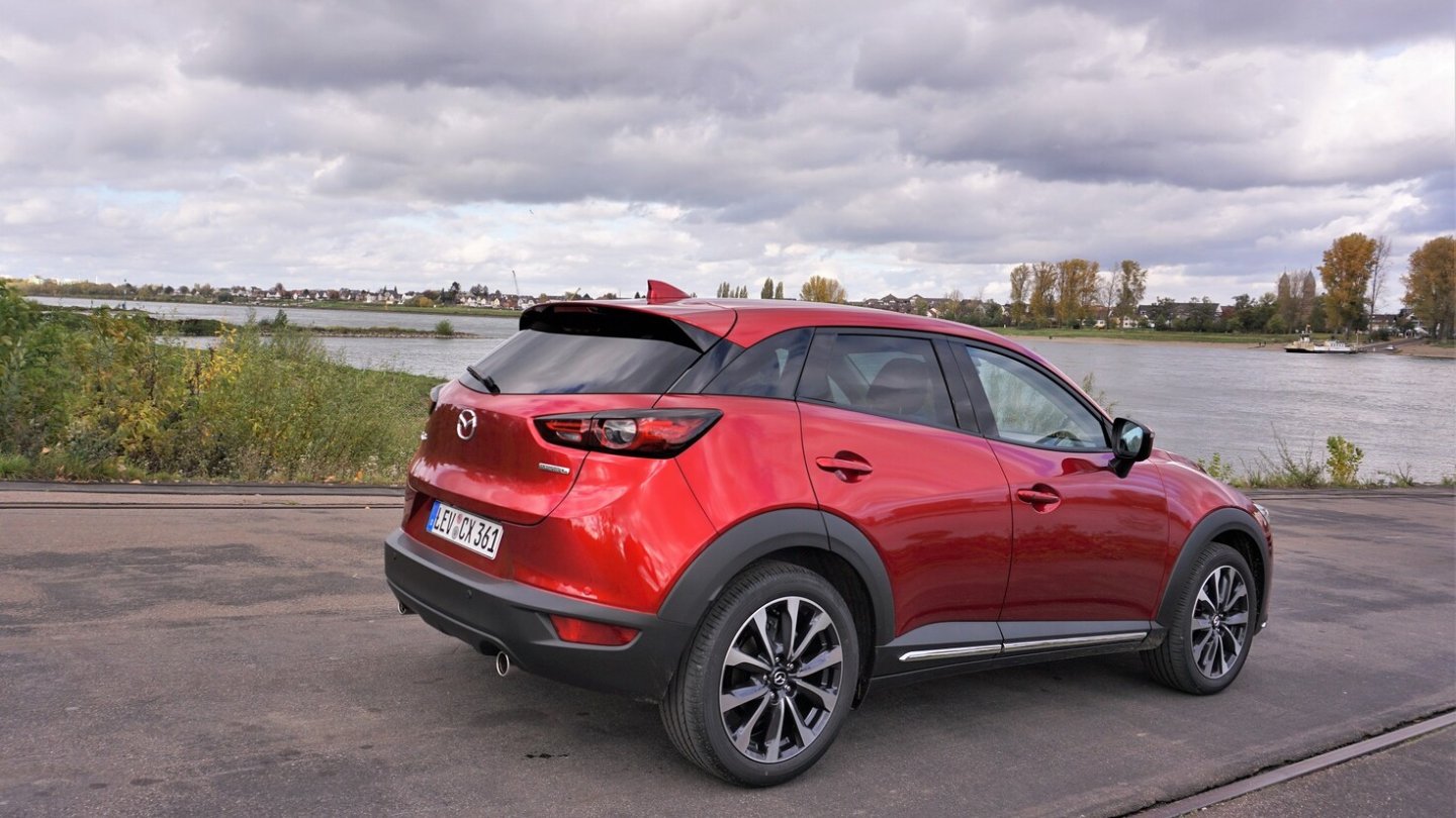 Der Mazda CX-3 ist 4,28 Meter lang.