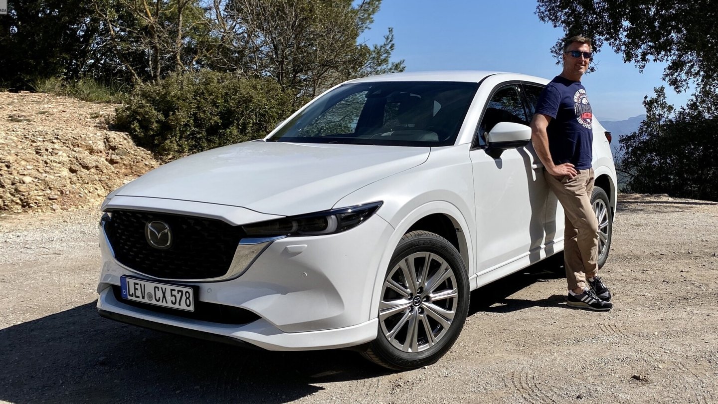 Der Mazda CX-5 wird im Modelljahr um mindestens 1.700 Euro teurer.
