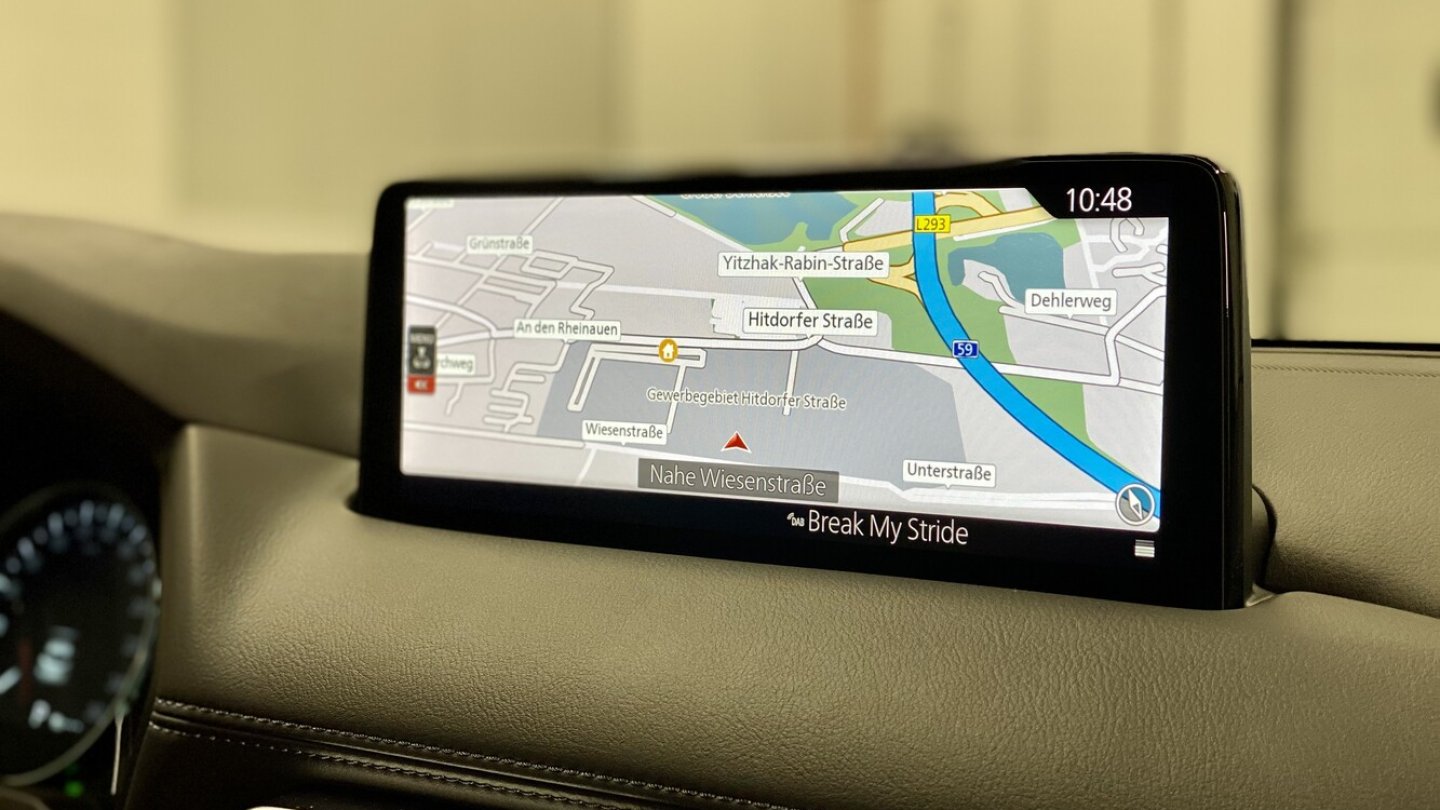 Der CX-5 übernimmt, je nach Ausstattung, das moderne Infotainment aus Mazda 3 und CX-30.