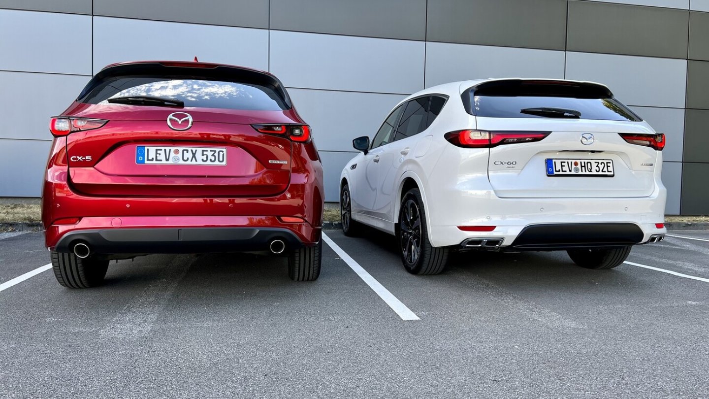 Der Mazda CX-5 bietet 2.100 kg Anhängelast, der CX-60 schleppt 400 kg mehr.