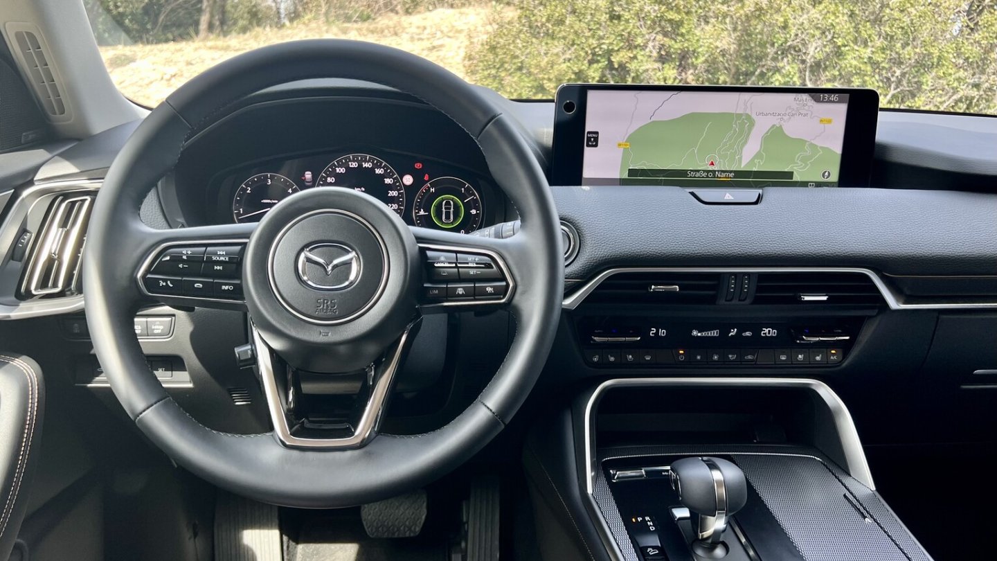 Ds Smartphone lässt sich kabellos ins Infotaiment integrieren.