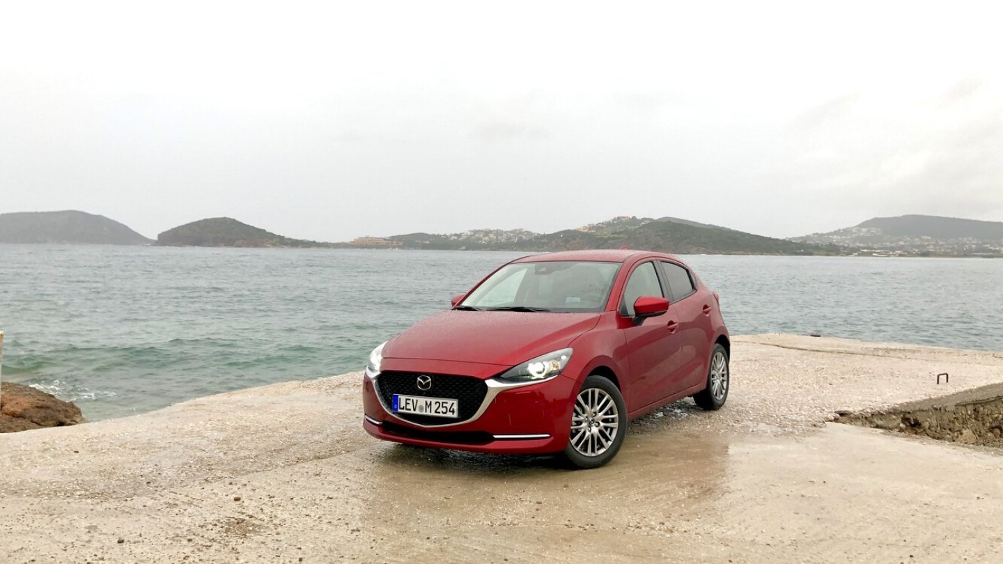 Mazda2 2020