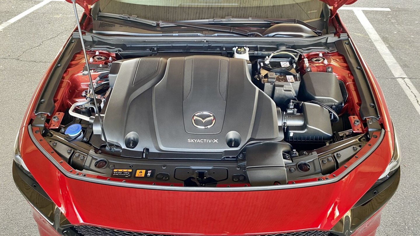 Die Leistung stieg um sechs auf 186 PS.