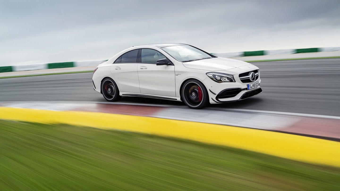 Technisch unverändert: Der AMG CLA45 mit 381 PS.