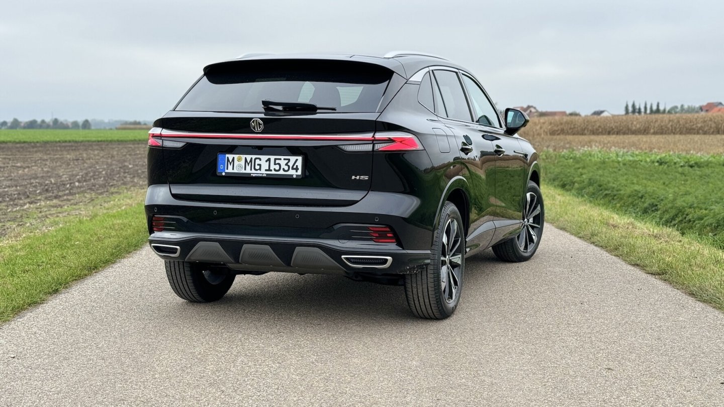 Im Format und mit seiner Ausstattung liegt der MG HS über dem Dacia Bigster, im Preis mutmaßlich darunter.