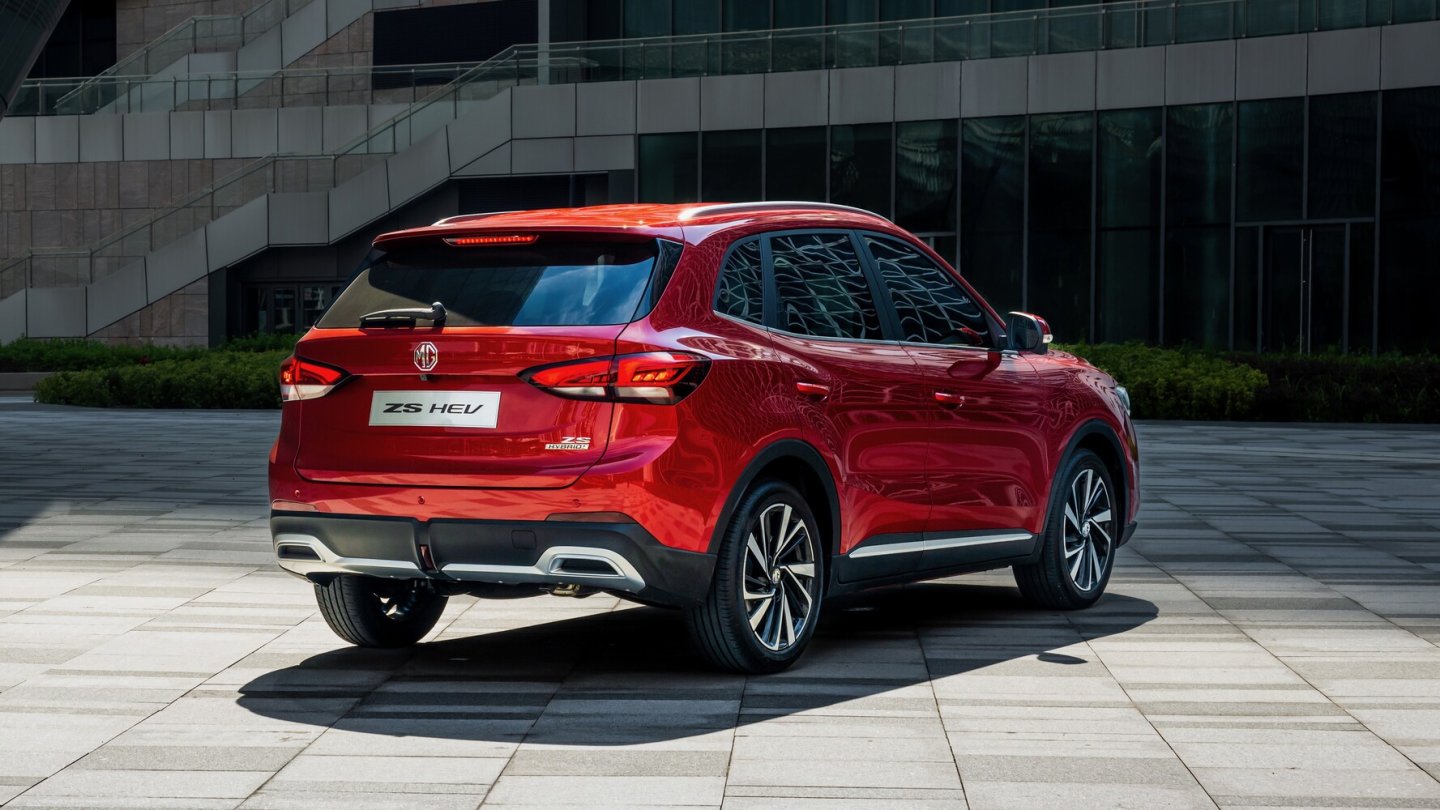 Allgemeingefälliges Heckdesign am neuen ZS.