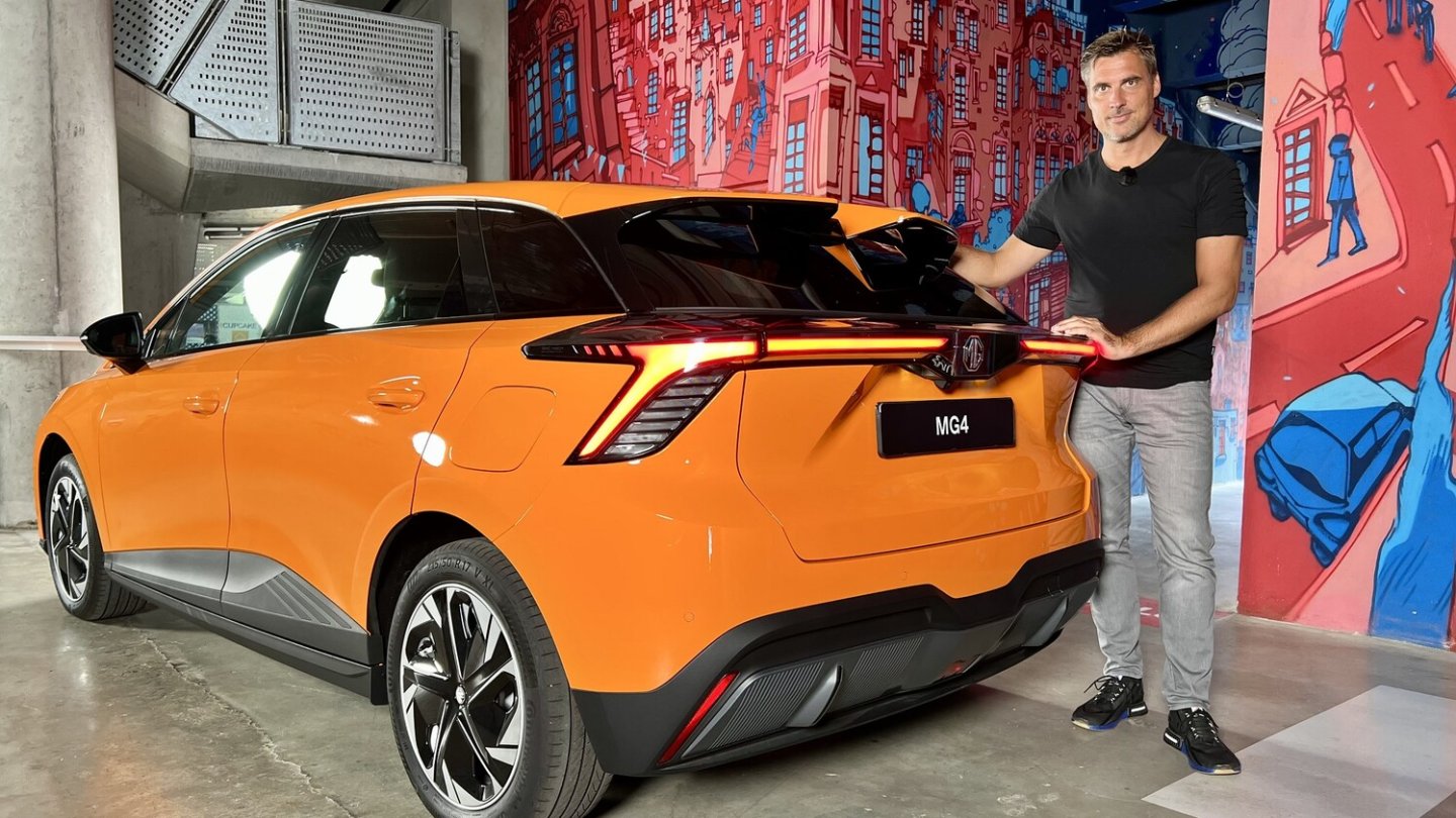 Mit kleinem Akku startet der MG4 Electric, vor Abzug einer Förderung, bei 31.990 Euro.