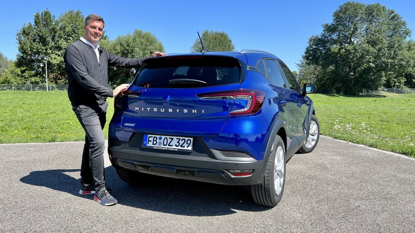 Ein Mitsubishi ASX Plus mit Doppelkupplungsgetriebe wäre wohl die beste Wahl.