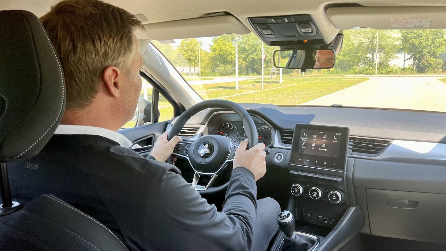 Der ASX fährt komfortabel, aber nicht sonderlich sparsam.