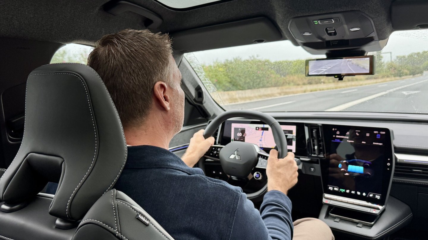 Keine Überraschung: Wer den Scenic gefahren ist, kennt den Eclipse Cross bereits.