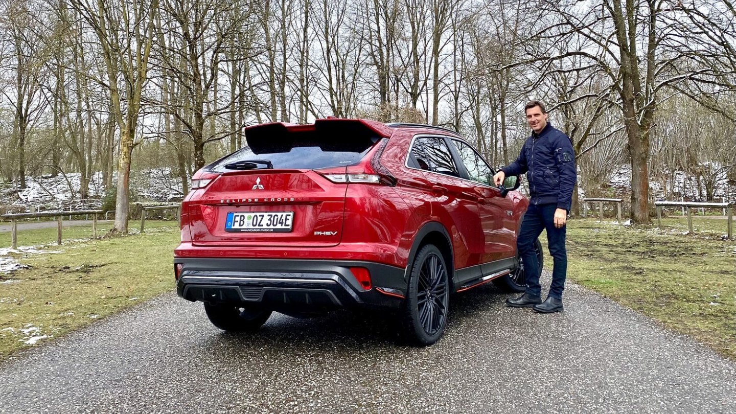 Felgen und Seitenschweller des Testwagens stammen aus dem Zubehör.