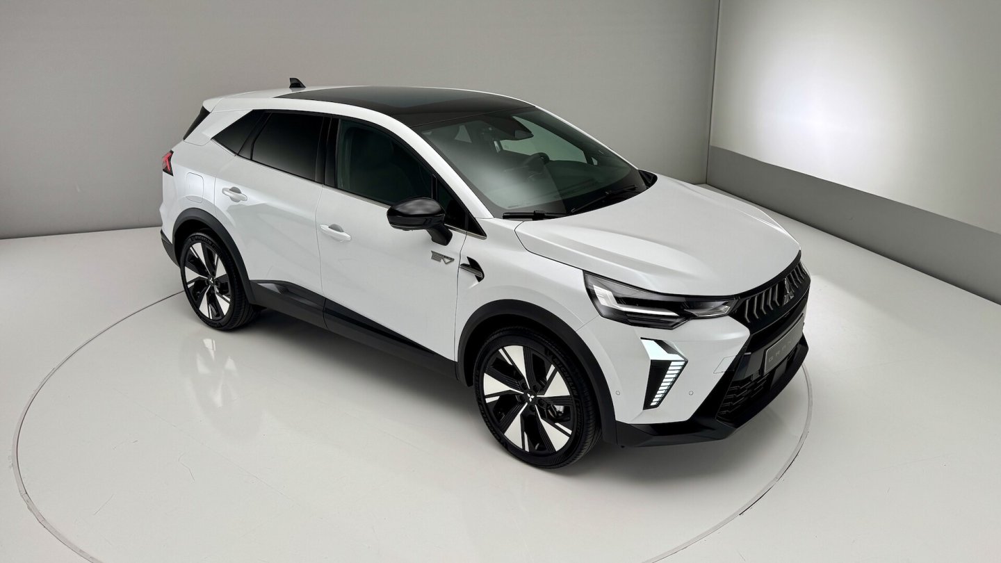 Der Mitsubishi Grandis wird als Mildhybrid-Benziner mit 140 PS und als Vollhybrid mit einer Systemleistung von 155 PS angeboten.