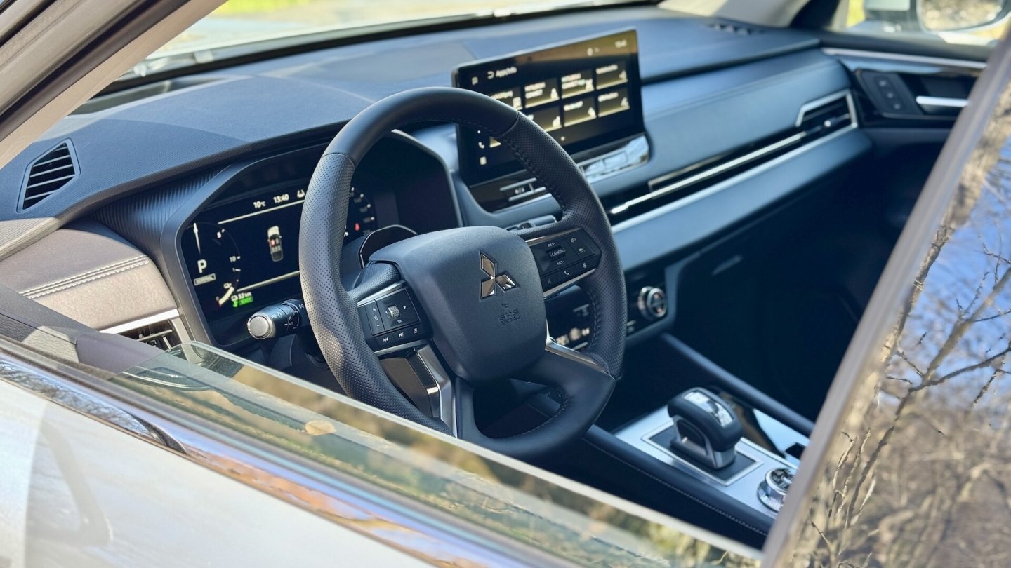 Das Multifunktionslenkrad ist serienmäßig.