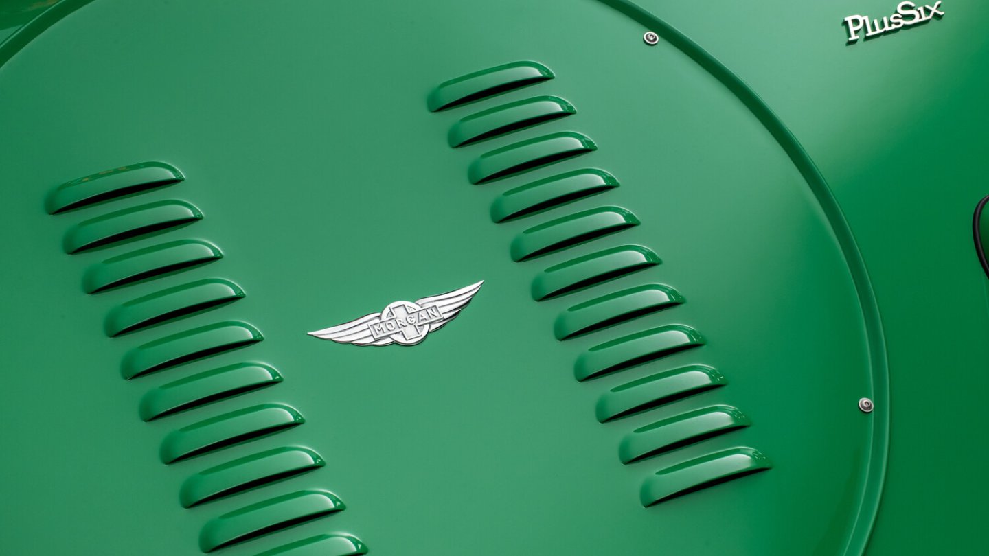 Das Morgan-Logo wurde für das Modelljahr 2022 überarbeitet.