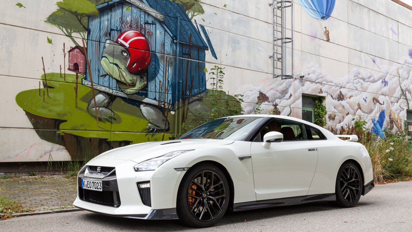 Nissan GT-R Prestige Edition