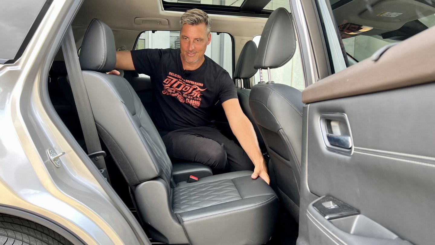 Die Sitzbank in der zweiten Reihe lässt sich verschieben.