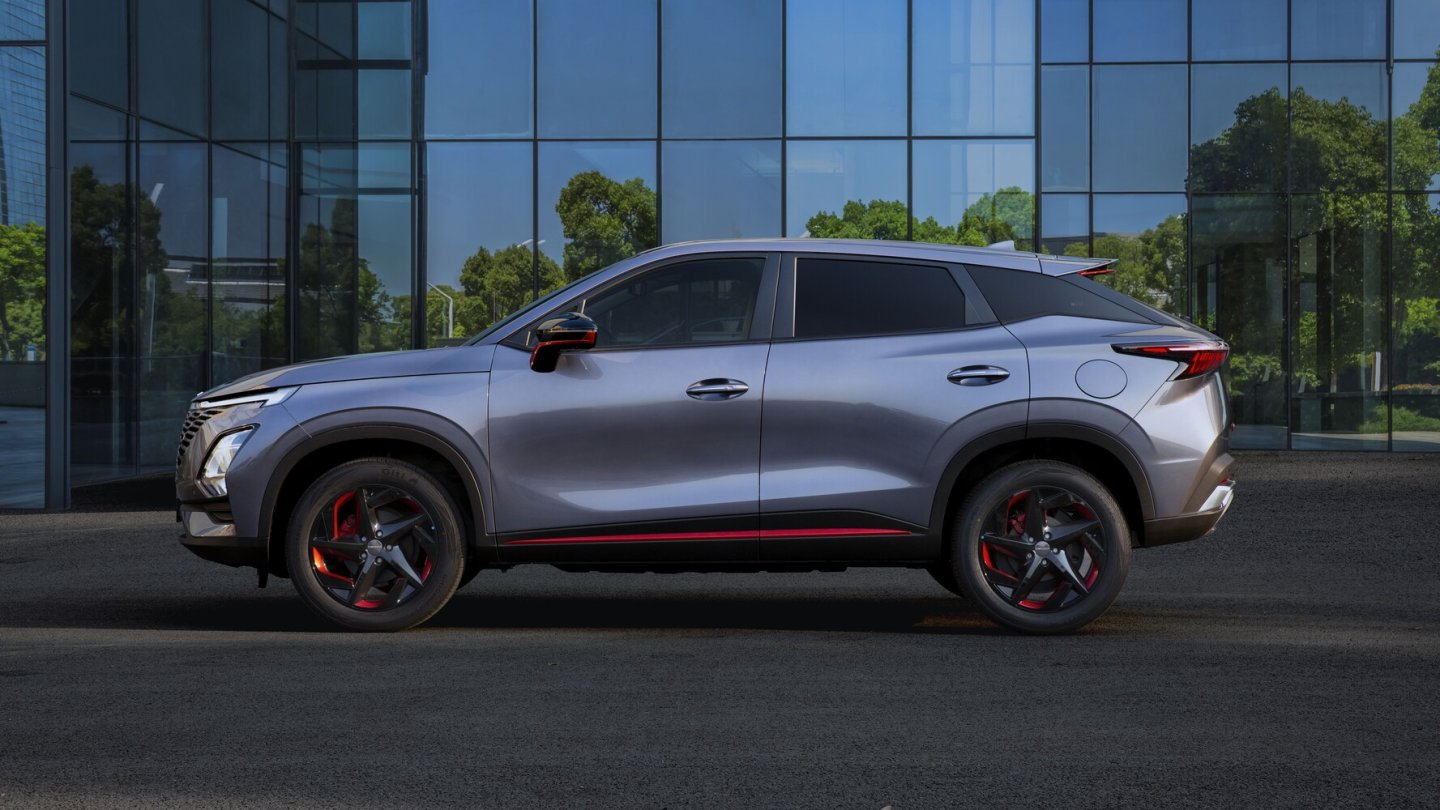 Der Omoda 5 soll gegen Toyota C-HR und Hyundai Kona antreten.