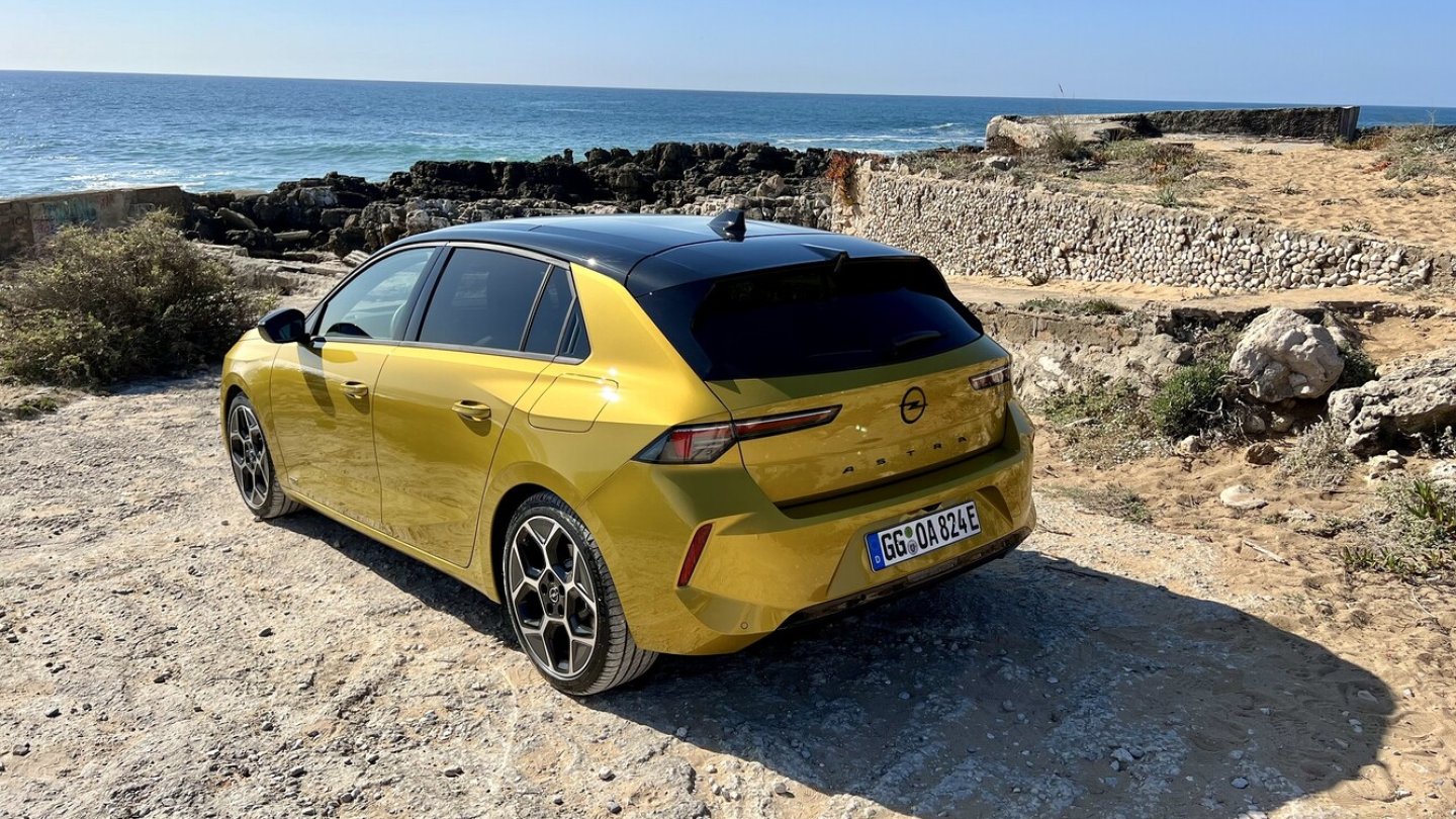 Die Farbe Kult Gelb ist für den Opel Astra ohne Aufpreis zu bekommen.