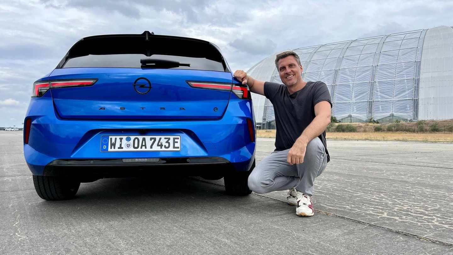 Der Opel Astra Electric bietet ein gutes Gesamtpaket, ist aber nicht günstig.
