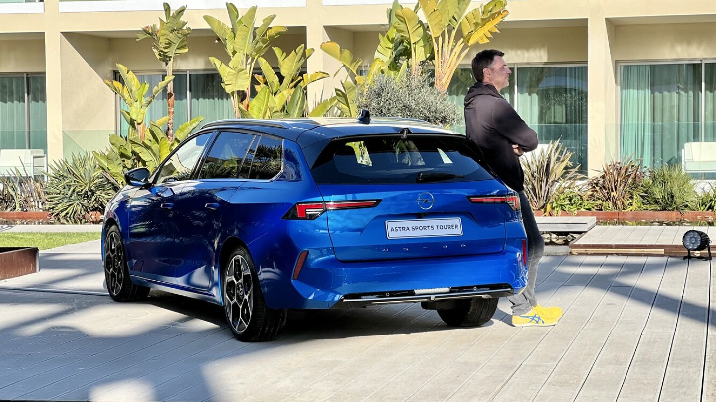 Der Opel Astra Sports Tourer ist 4,64 Meter lang.