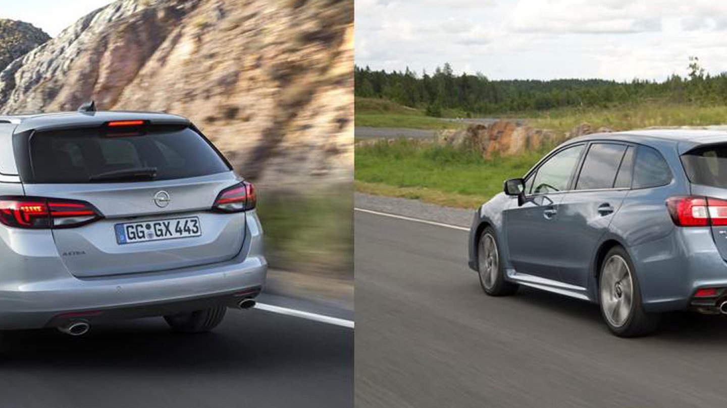 Gleiche Pose - Hinterteil in die Kamera. Der Astra (links) macht schon stark auf Levorg (rechts)